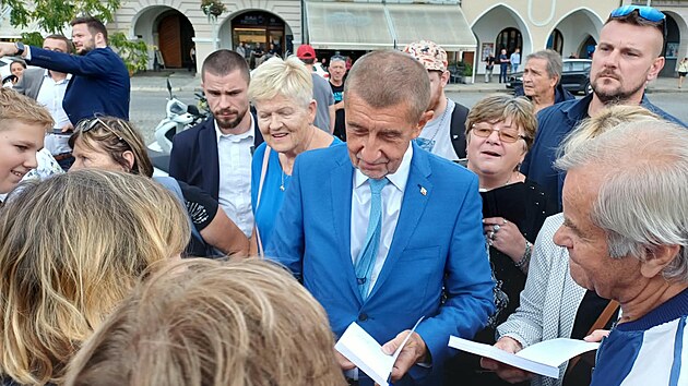 Premiér a ministři za ANO měli ve čtvrtek odpoledne setkání s veřejností na náměstí Přemysla Otakara II. v Českých Budějovicích. (20. srpna 2026)