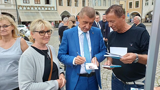 Premiér a ministři za ANO měli ve čtvrtek odpoledne setkání s veřejností na náměstí Přemysla Otakara II. v Českých Budějovicích. (20. srpna 2026)