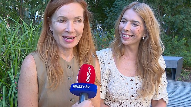 Herečka a dabérka Stanislava Jachnická se svou sestrou Blankou Maxovou v rozhovoru pro iDNES.cz. (srpen 2026)