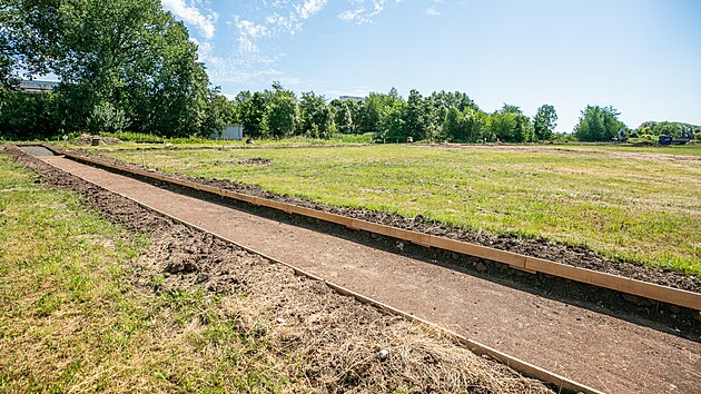 Na dvanácti hektarech v jičínském Novém Městě vzniká odpočinková zóna za 153 milionů korun. (29. července 2026)