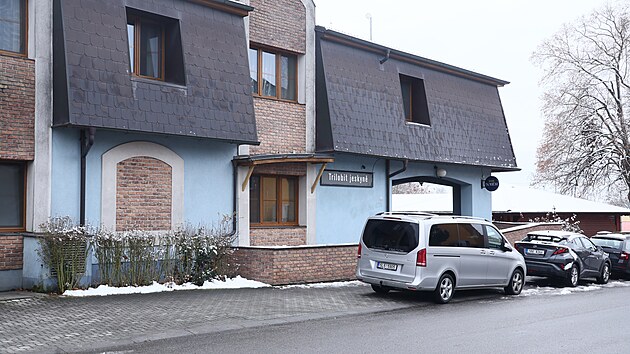 Návštěva se odehrávala během zimních měsíců.