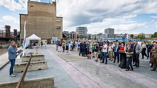 Zahájení stavby tramvajové trati Olšanská - Habrová. (31. srpna 2026)