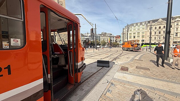 „Pomeranč“ otestoval zrekonstruovanou tramvajovou trať nad Muzeem a projel i nově budovanou částí směrem na Václavské náměstí. (1. září 2026)