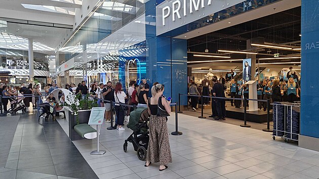V nákupním centru Avion Shopping Park v Ostravě byla otevřena čtvrtá prodejna módního řetězce Primark v České republice. Nová pobočka nabízí módu, kosmetiku i zboží pro domácnost a vytvořila téměř stovku nových pracovních míst. (8. září 2026)