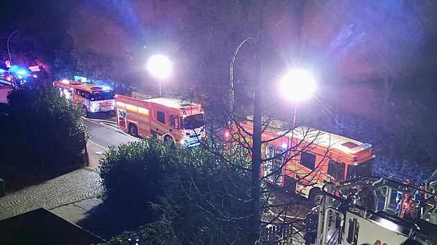 Hasiči zasahovali u požáru v ulici Záhornická, Praha-Koloděje. (1. září 2026)