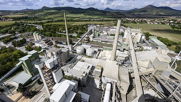 V cement&aacute;rně Holcim otevřeli novou v&yacute;robn&iacute; linku na kalcinovan&eacute; j&iacute;ly. (z&aacute;ř&iacute; 2026)