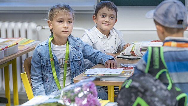 Prvň&aacute;ci nastupuj&iacute; do Z&Scaron; Slovensk&aacute; ve Zl&iacute;ně. (1. z&aacute;ř&iacute; 2026)