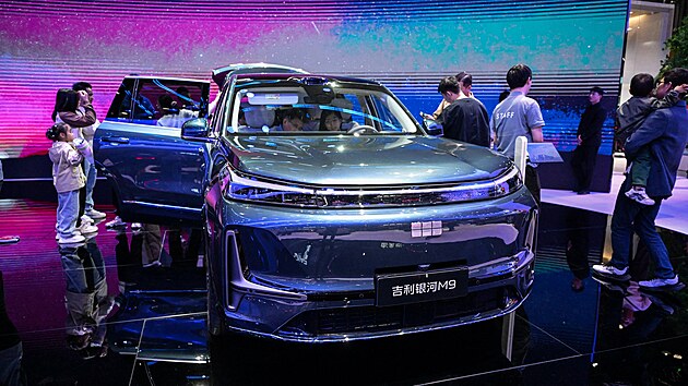 Geely Galaxy M9 na mezinárodním autosalonu v čínském Kantonu (2. prosince 2025)