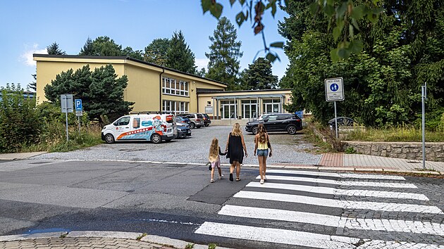 V okol&iacute; Z&Scaron; Pas&iacute;řsk&aacute; v Jablonci chyst&aacute; magistr&aacute;t &uacute;pravy.