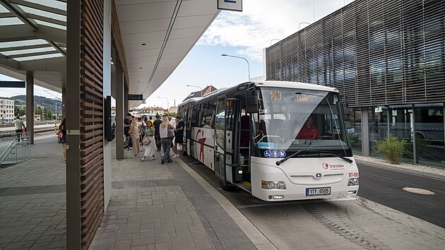 Nov&yacute; dopravn&iacute; termin&aacute;l ve Vset&iacute;ně. (srpen 2026)