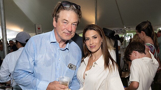 Alec Baldwin a jeho žena Hilaria (srpen 2026)