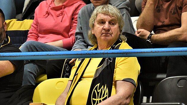 Na basketbal chodil Jan Zborn&iacute;k roky, dom&aacute;c&iacute; z&aacute;pas sr&scaron;ňů nevynechal roky. (2. z&aacute;ř&iacute; 2026)