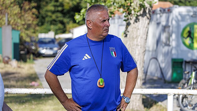 Tren&eacute;r fotbalov&eacute;ho Znojma a exkouč L&iacute;&scaron;ně Milan Valachovič (19. srpna 2026)