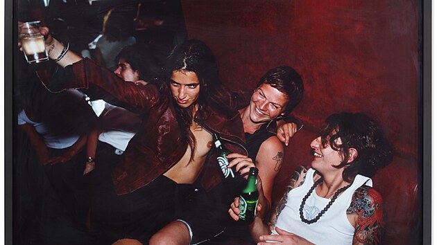 Valerie, Axel a Johanna v klubu Le Pulp (1999)