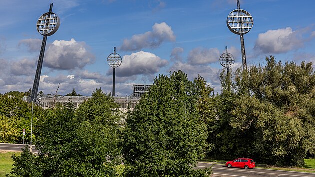 Opravn&eacute; vozovky u hradeck&eacute; fotbalov&eacute; ar&eacute;ny (1. z&aacute;ř&iacute; 2026)