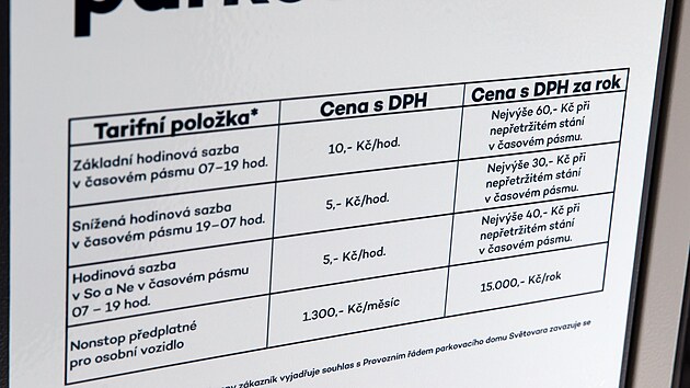 V Plzni na Slovanech vyrostl nový parkovací dům Světovar, do užívání ho město předá zřejmě v říjnu. (4. září 2026)