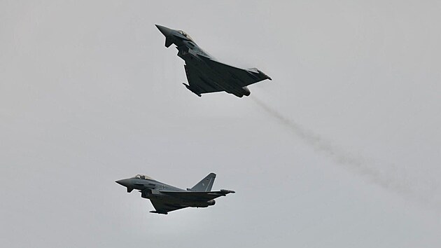 Na fotografii jsou německé stíhačky Eurofighter Typhoon. (17. září 2026)