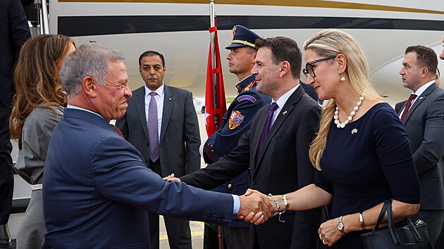 Do Česka přiletěli ve čtvrtek jord&aacute;nsk&yacute; kr&aacute;l Abdall&aacute;h II. a kr&aacute;lovna Rania.