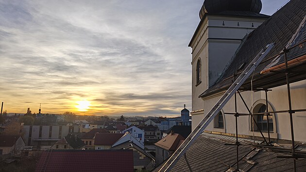 Kostel sv. Jiljí s novou břidlicovou střechou