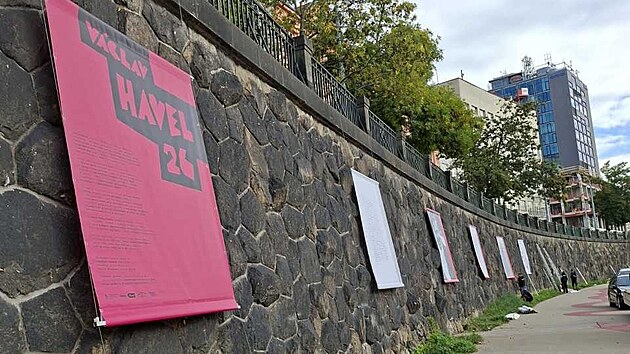 Studuj&iacute;c&iacute; Fakulty designu a uměn&iacute; Ladislava Sutnara ZČU v Plzni vzali texty a my&scaron;lenky V&aacute;clava Havla jako materi&aacute;l pro vlastn&iacute; tvorbu.
