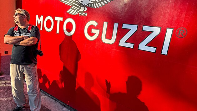 Nová moderní fabrika Moto Guzzi v Mandello del Lario