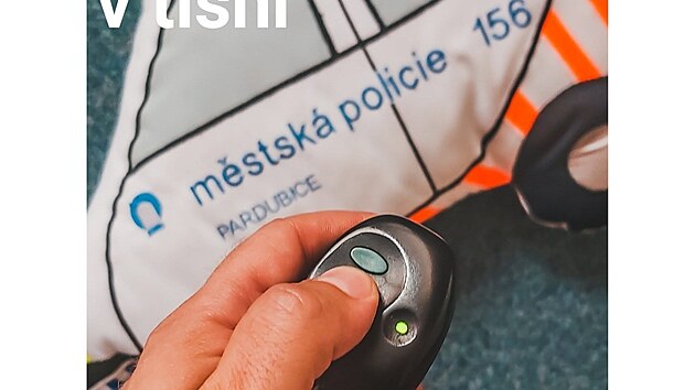 Tlačítko, které může zachránit život. V Pardubicích je zájemců víc než tlačítek. (25. září 2026)
