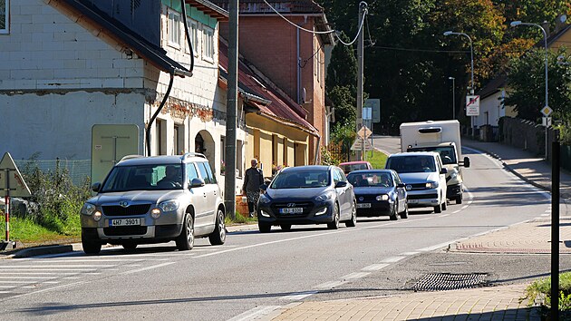 Tudy už ne. Devaten&aacute;ctka na v&yacute;jezdu z Nov&eacute;ho Města na Bystřici bude od 30. z&aacute;ř&iacute; až do z&aacute;věru ř&iacute;jna uzavřena.