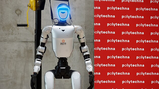 Představení dvojice humanoidních robotů na půdě vysoké školy polytechnické v Jihlavě. (18. září 2026)