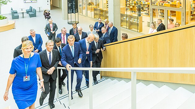 Univerzita Karlova otevřela v Hradci Králové supermoderní kampus pro studenty Lékařské a Farmaceutické fakulty. Zúčastnili se zástupci vlády i univerzity. (23. září 2026)
