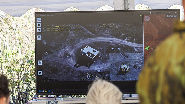 Česk&aacute; arm&aacute;da testuje bezpilotn&iacute; syst&eacute;my a obranu proti nim ve Vojensk&eacute;m &uacute;jezdu Březina u Vy&scaron;kova na mezin&aacute;rodn&iacute;m cvičen&iacute; Drone Shield. (29. z&aacute;ř&iacute; 2026)
