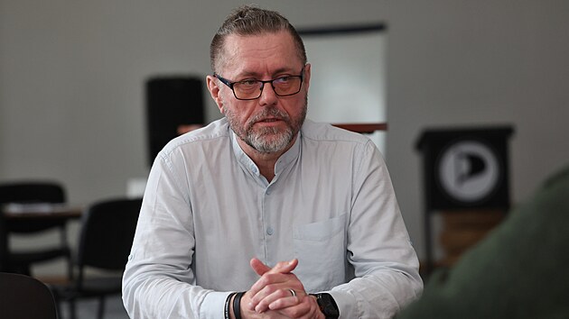Nabídnout lidem dostupné bydlení, aby se Ostrava nevylidňovala, je jedním z cílů lídra Pirátů v Ostravě Rostislava Řehy.