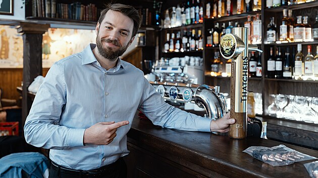V nové restauraci Nobleman nebude chybět ani něco britského. Luke Dale vybral oblíbený čepovaný britský cider Thatchers. (29. září 2026)
