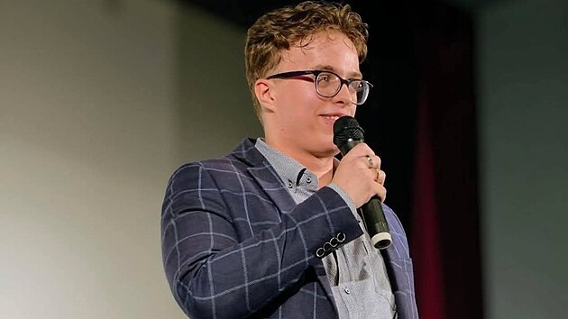 Robin Bortolin při premi&eacute;ře sv&eacute;ho prvn&iacute;ho celovečern&iacute;ho dokumentu Cizincem napoř&aacute;d