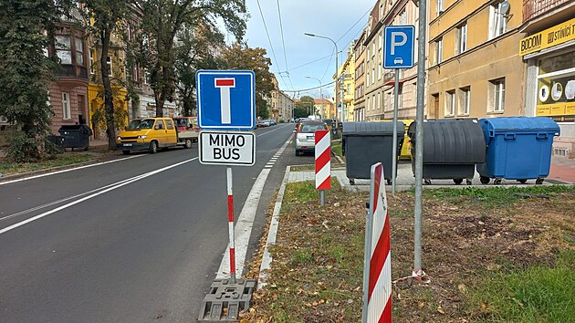 Duchcovská ulice v Teplicích. (říjen 2026)
