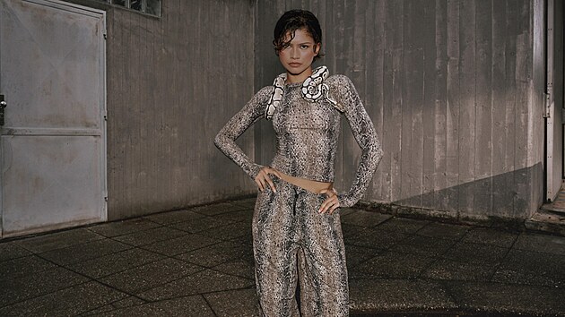 Zendaya je tváří švýcarské značky On, která vyrábí sportovní oblečení a obuv. Pro představení nové kolekce si firma vybrala Prahu, s herečkou tu nafotila promofotky a natočila akční video. (2026)