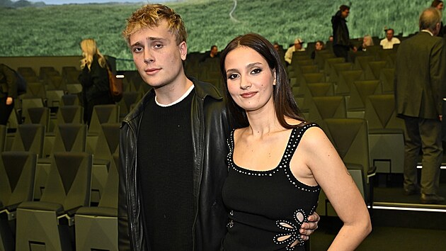 František Prachař a herečka Ines Ben Ahmed na křtu klipu (Planetarium Praha, 8. října 2026)