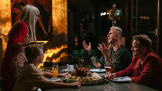 Šárka Krausová, Jakub Jenčík, Jakub Štáfek a Jakub Prachař ve filmu Vyšehrad Třy (2027)