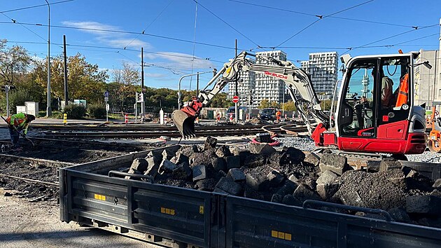 Rekonstrukce tramvajov&eacute; trati mezi Ohradou a N&aacute;kladov&yacute;m n&aacute;draž&iacute;m Žižkov. (12. ř&iacute;jna 2026)
