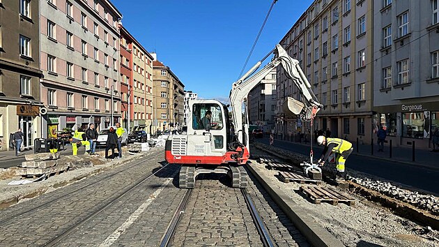 Rekonstrukce tramvajov&eacute; trati mezi Ohradou a N&aacute;kladov&yacute;m n&aacute;draž&iacute;m Žižkov. (12. ř&iacute;jna 2026)