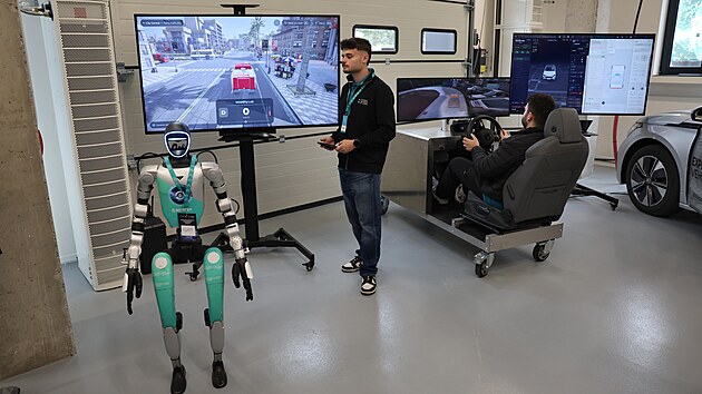 V&Scaron;B-TUO otevřela v Porubě v&yacute;zkumn&eacute; centrum za 126 milionů s vlastn&iacute; dr&aacute;hou pro v&yacute;voj aut bez řidiče. (12. ř&iacute;jna 2026)