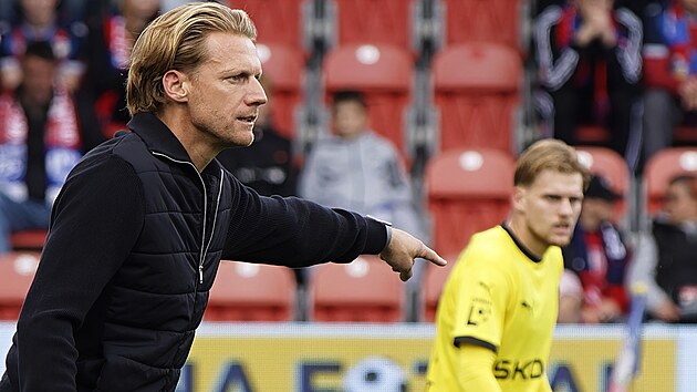 Plzeňský trenér Radoslav Kováč během utkání proti Mladé Boleslavi