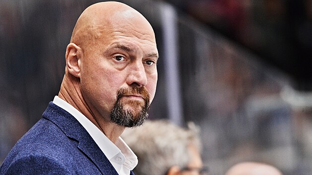 Kouč a majitel Komety Brno Libor Zábranský v zápase 10. kola extraligy mezi Kometou Brno a Plzní. (11. října 2026)