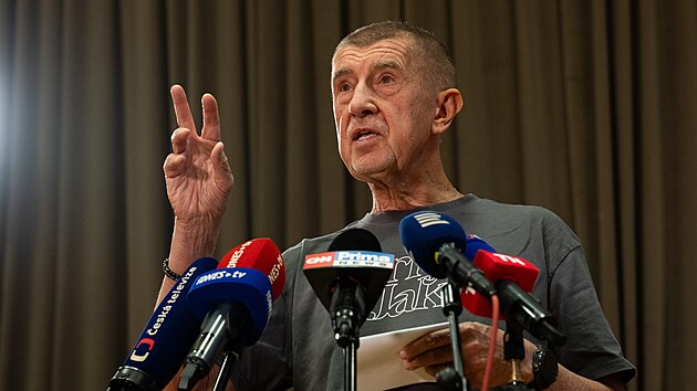 Tiskov&aacute; konference hnut&iacute; ANO. Na sn&iacute;mku hovoř&iacute; premi&eacute;r Andrej Babi&scaron; (ANO). (17. ř&iacute;jna 2026)