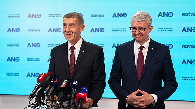 Volebn&iacute; &scaron;t&aacute;b Hnut&iacute; ANO v Praze na Chodově. Tiskov&aacute; konference Andrej Babi&scaron; a Karel Havl&iacute;ček. (10. ř&iacute;jna 2026)