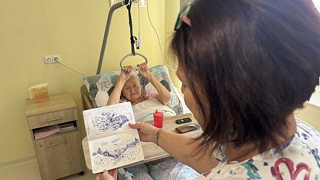 Jitka Němcov&aacute; pracuje v Domově pro seniory Clementas v Janovic&iacute;ch nad &Uacute;hlavou. P&iacute;&scaron;e b&aacute;sně, kter&eacute; věnuje sv&yacute;m klientům.