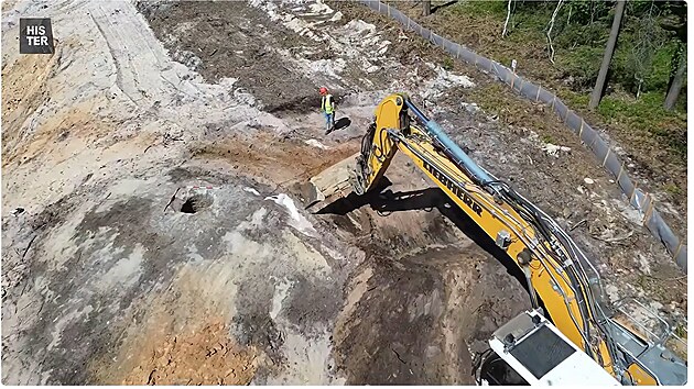 Na stavbě obchvatu Lvové na Liberecku našli archeologové pozůstatky šibenice. (říjen 2026)