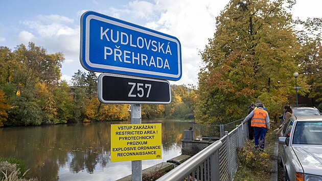 Ve Zlíně začali vypouštět Kudlovskou přehradu v centru města. Součástí je pyrotechnický průzkum. (27. října 2026)
