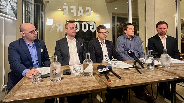 Podpis koaličn&iacute; smlouvy v Pardubic&iacute;ch. (26. ř&iacute;jna 2026)