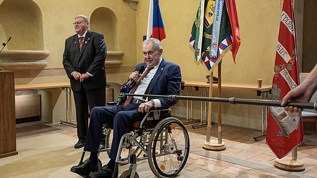 Shrom&aacute;žděn&iacute; ke 108. v&yacute;roč&iacute; vzniku Československa, kter&eacute; poř&aacute;dal Česk&yacute; svaz bojovn&iacute;ků za svobodu. Z&uacute;častnil se předseda Poslaneck&eacute; sněmovny Tomio Okamura (SPD), exprezidenti V&aacute;clav Klaus a Milo&scaron; Zeman nebo ministr zahraničn&iacute;ch věc&iacute; Petr Macinka (Motorist&eacute;). (28. ř&iacute;jna 2026)