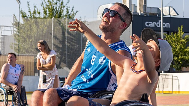 Basket na vozíku